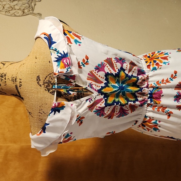 ECI Long silky, flowy dress from Nordstrom, size 10! - Picture 9 of 9